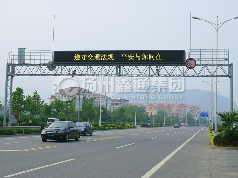 LMJ-013，桁架式情報(bào)板門架，龍門架